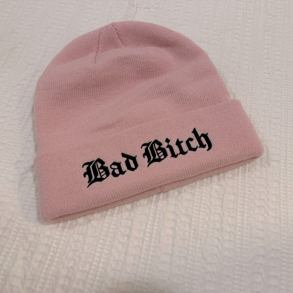 Baddie Beanie in light pink
